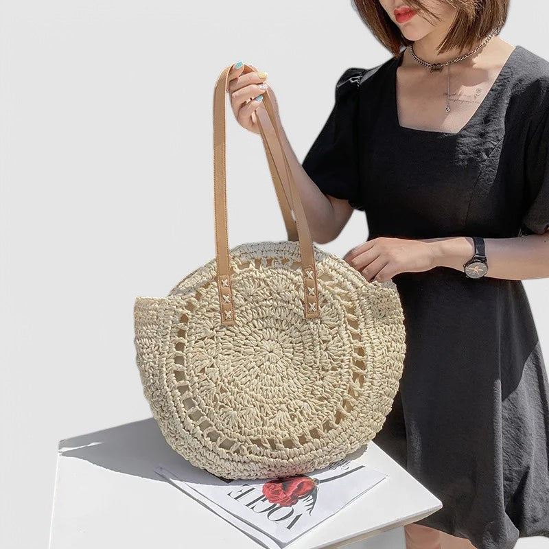 Sienna – Round Straw Tote Bag with Woven Spiral Design and Faux Leather Handles