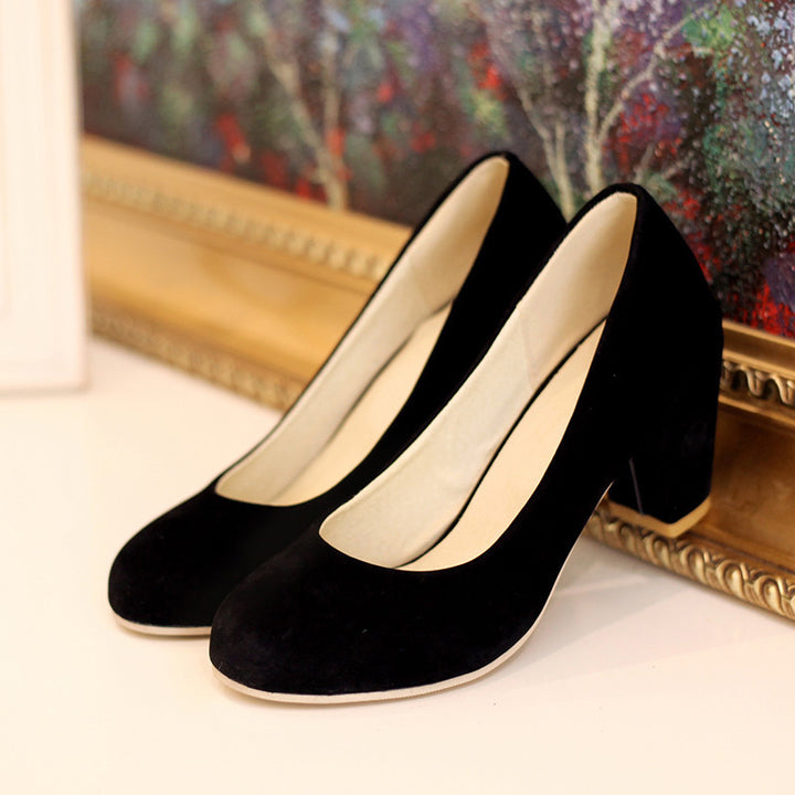 Women’s Black Heels | Block Pumps