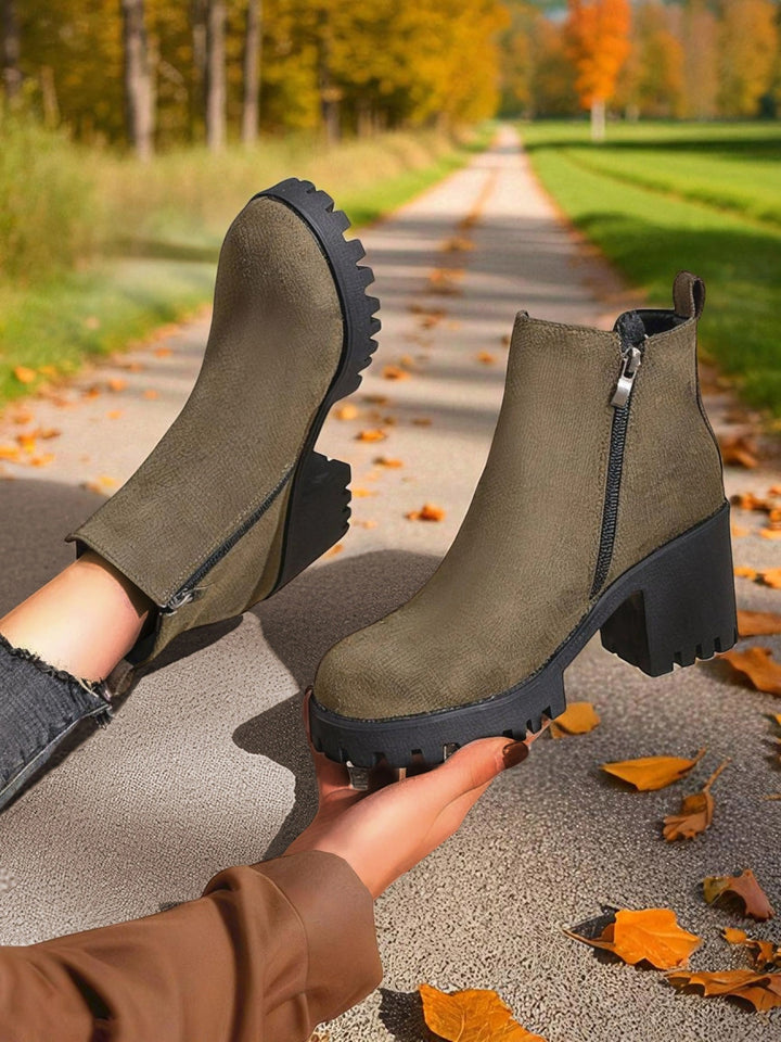 Women's Chelsea Ankle Boots with Block Heel & Platform | Side Zip