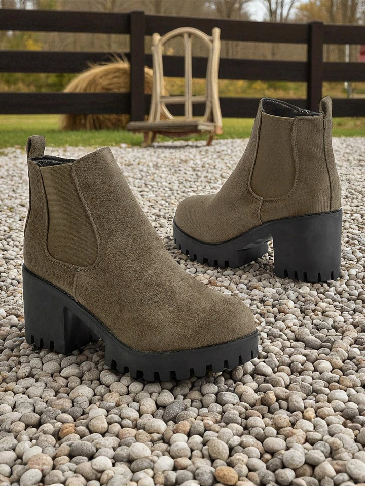 Women's Chelsea Ankle Boots with Block Heel & Platform | Side Zip