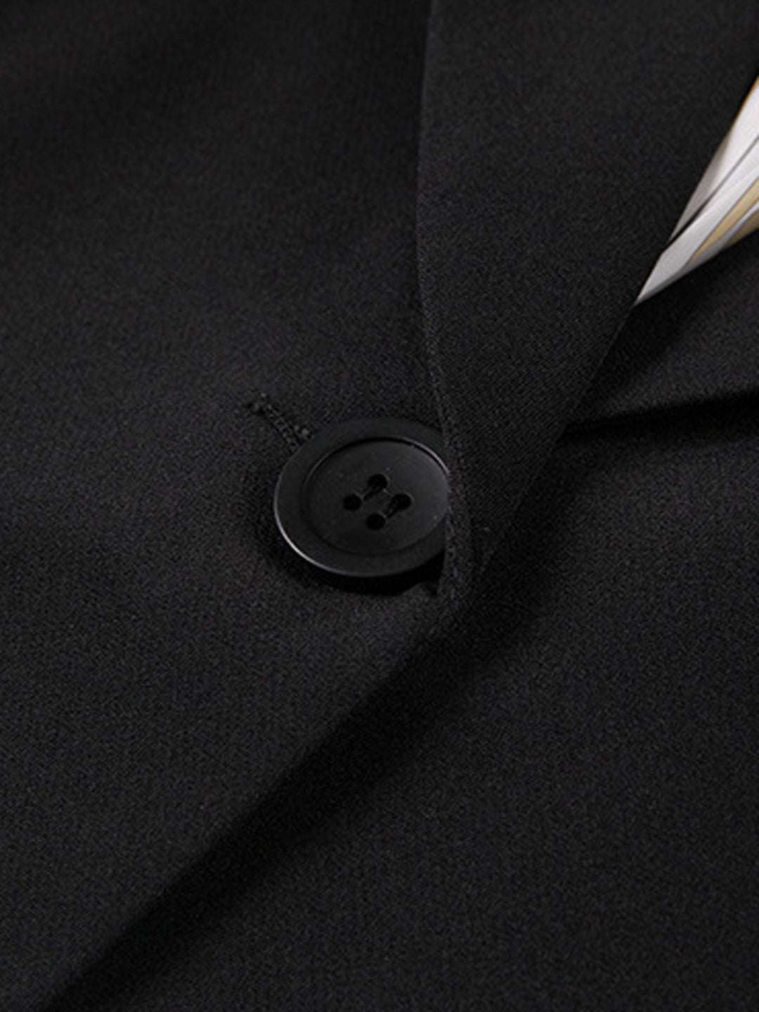 Women's Cropped Blazer with Notched Lapel & Button | Minimalist