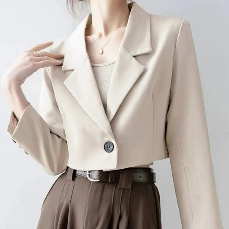 Women's Cropped Blazer with Notched Lapel & Single Button | Tailored
