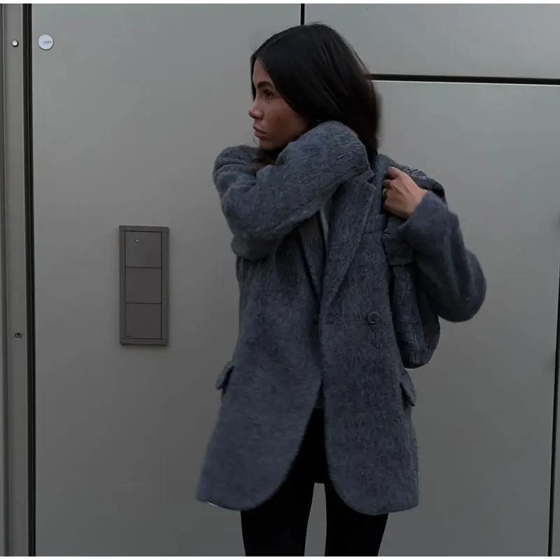 Women's Oversized Blazer with Flap Pockets | Notched Lapel