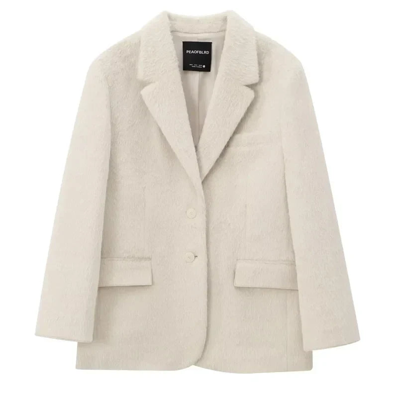 Women's Oversized Blazer with Notched Lapel & Flap Pockets | Button
