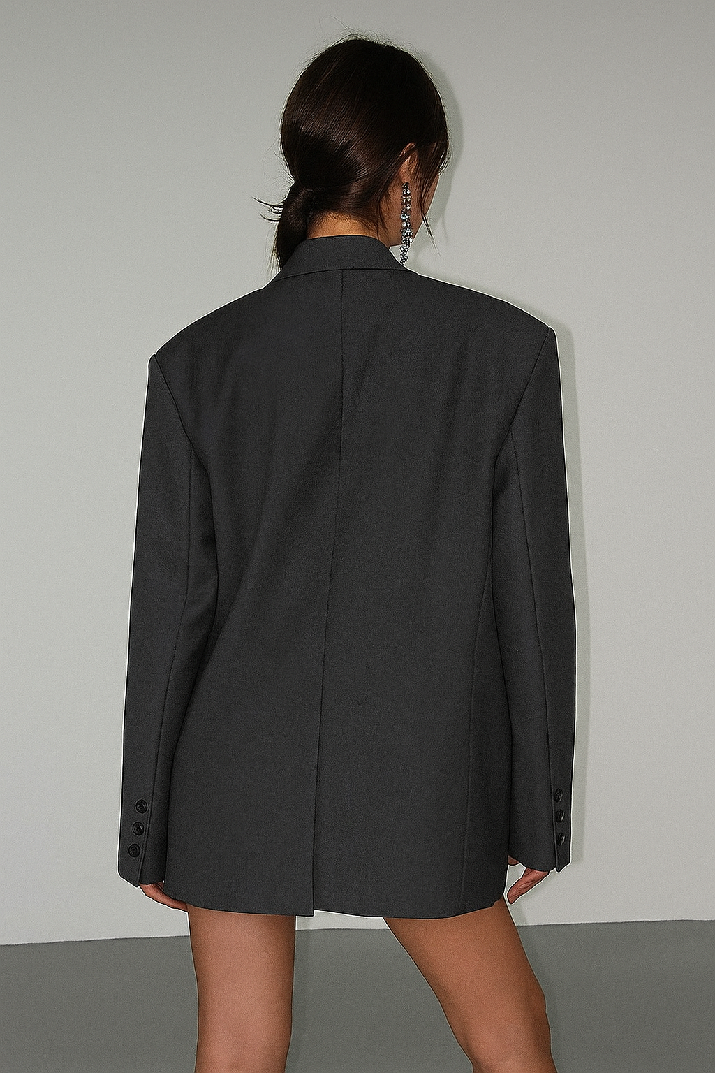 Women's Oversized Blazer with Peak Lapel & Button Front | Long
