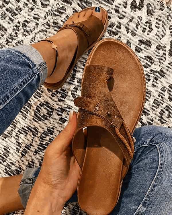Women’s Sandals Toe Loop | Flat