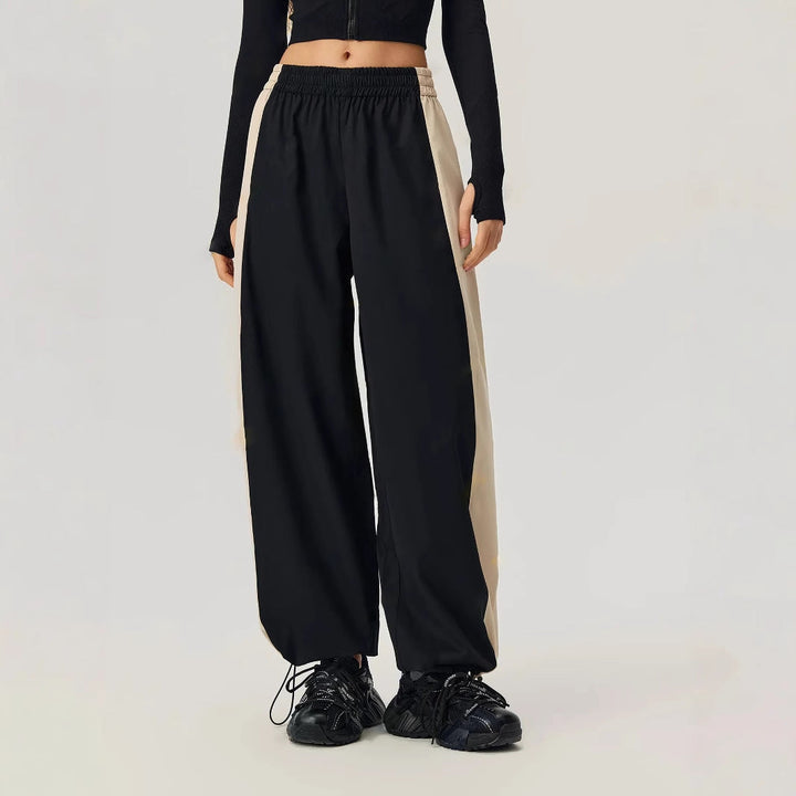 Women's Trackpants with Contrast Side Panels | Baggy Fit