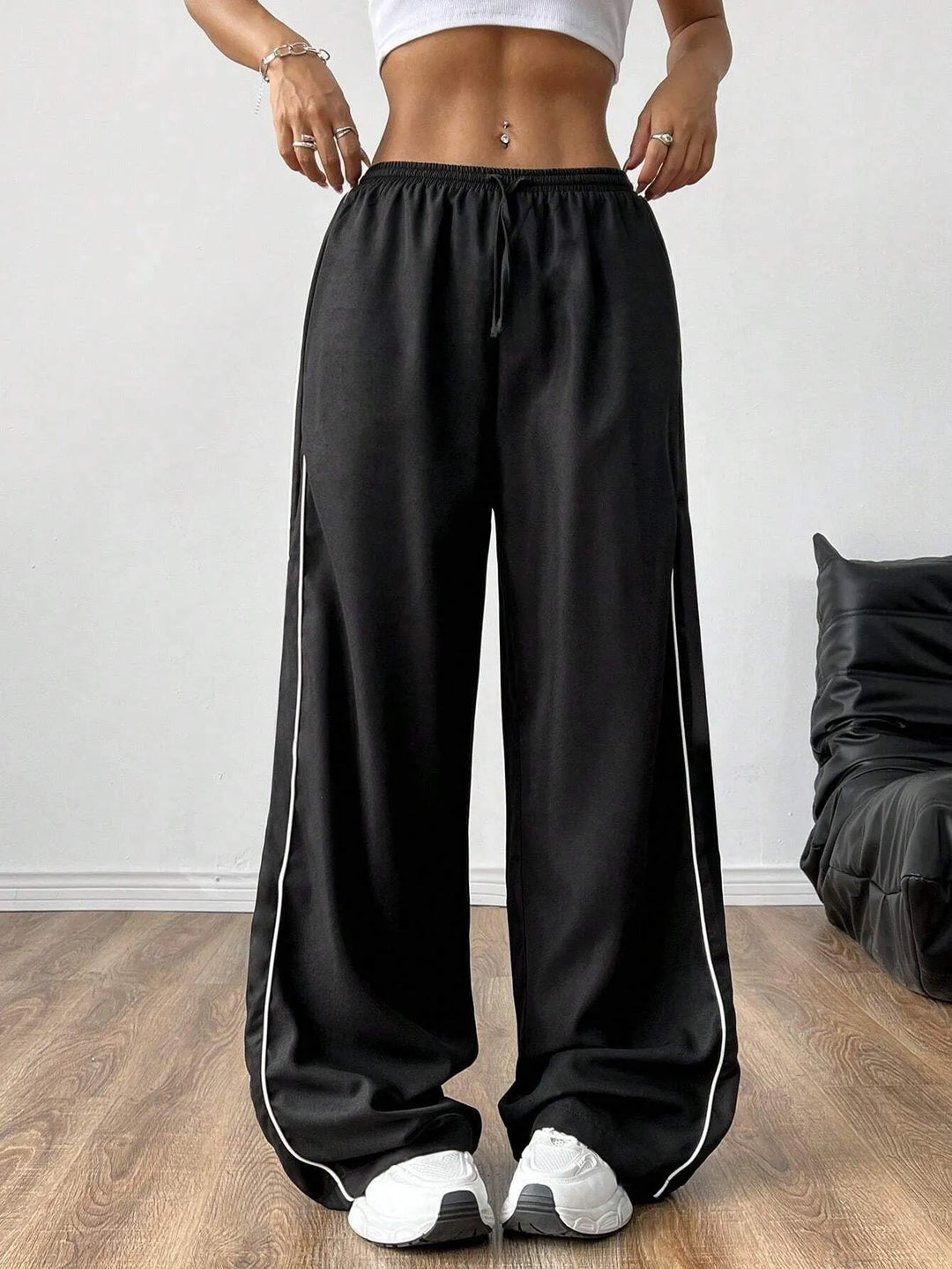 Women's Trackpants with Drawstring & Side Piping | Baggy Fit