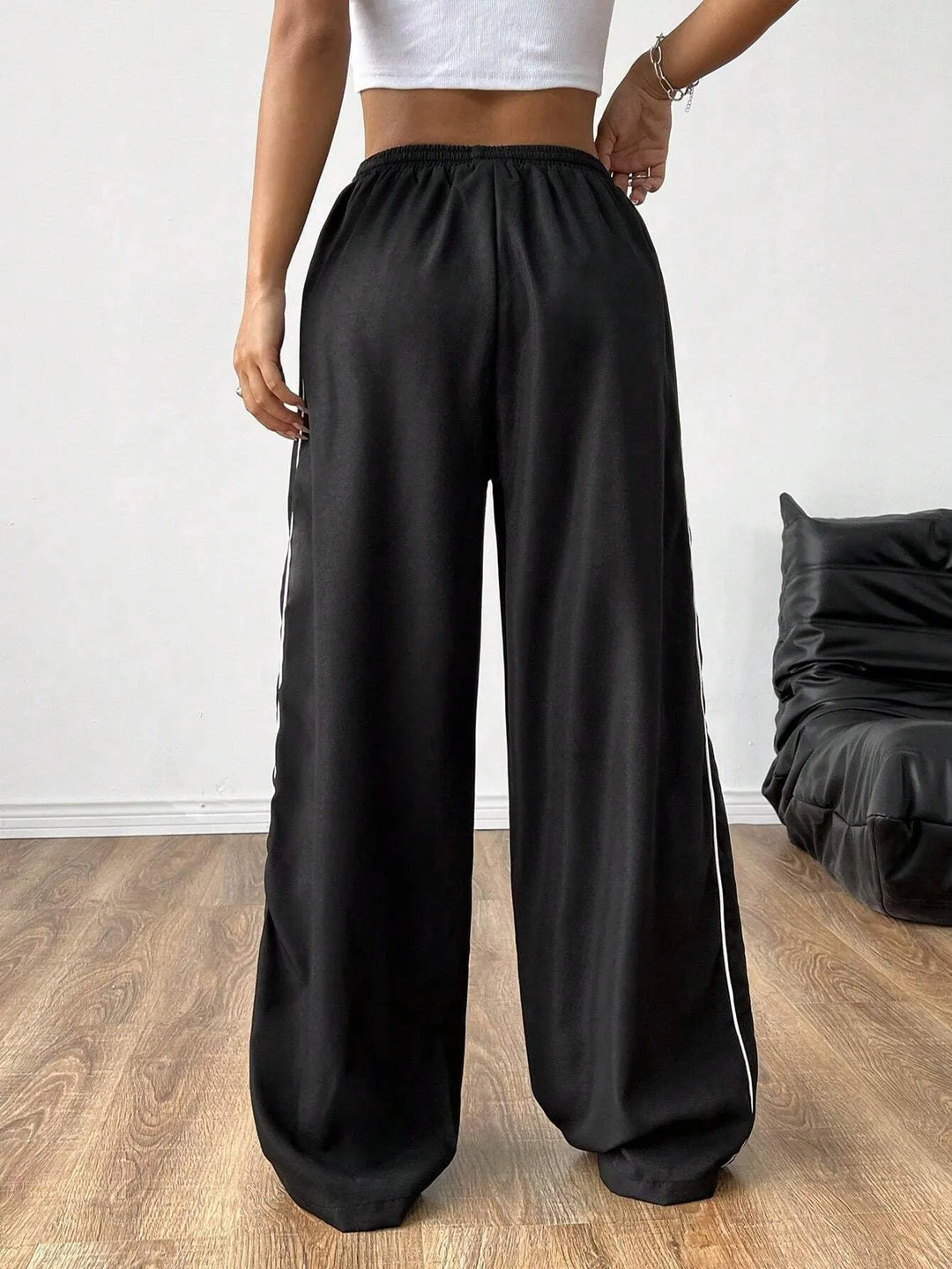 Women's Trackpants with Drawstring & Side Piping | Baggy Fit