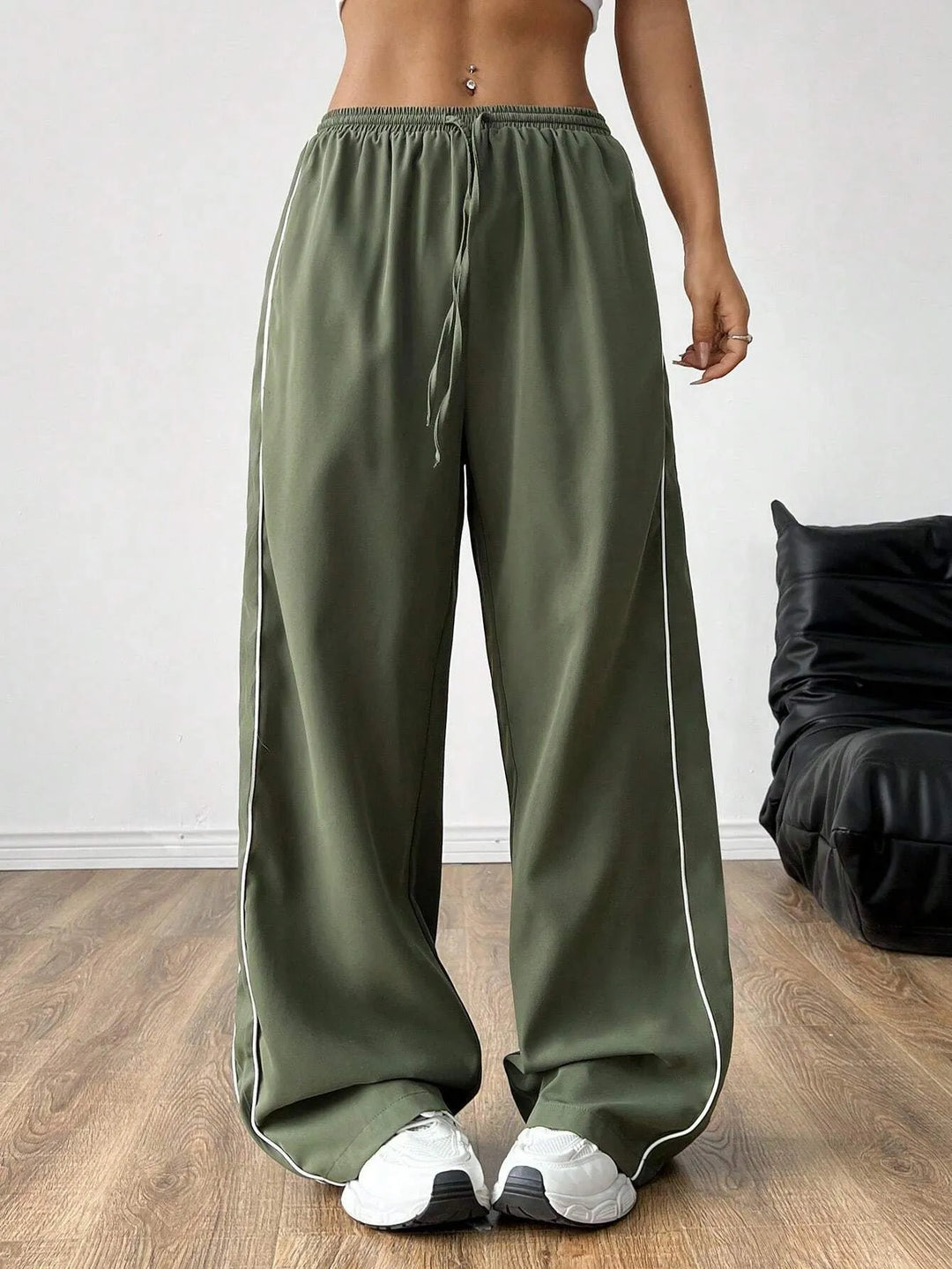 Women's Trackpants with Drawstring & Side Piping | Baggy Fit