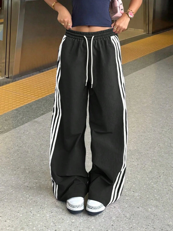 Women's Baggy Trackpants with Side Stripe | Wide Leg
