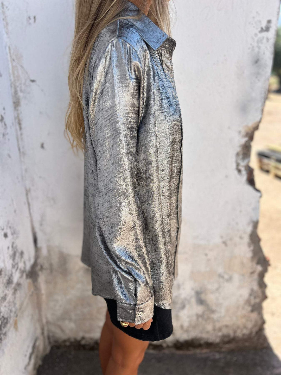 Women’s Blouse Metallic Button Up Long Sleeve | Chest Pocket