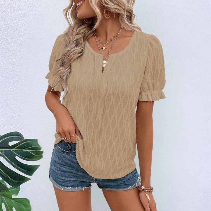 Women’s Blouse with Textured Pattern | Puff Sleeves