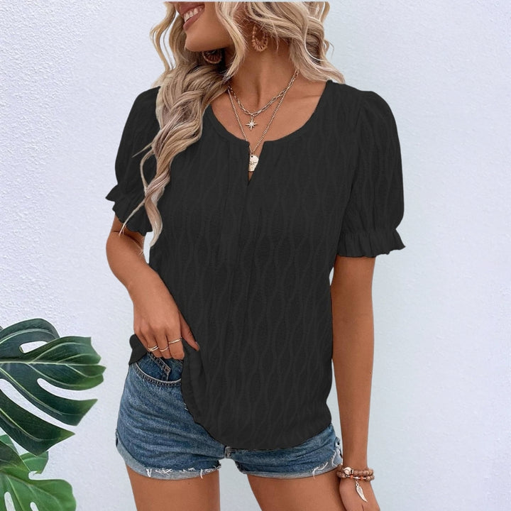 Women’s Blouse with Textured Pattern | Puff Sleeves