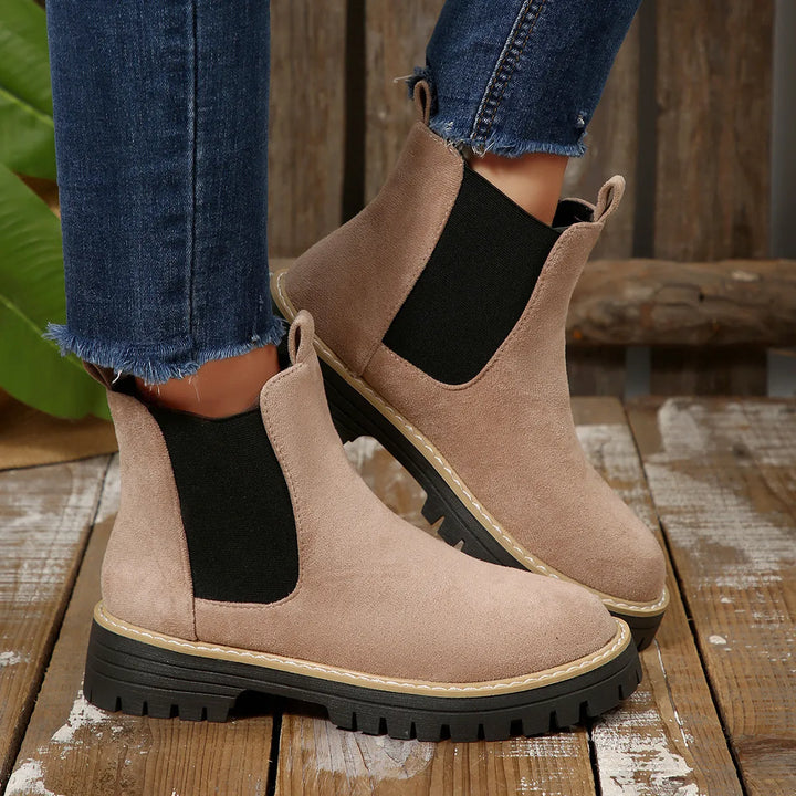 Women's Chelsea Boots with Elastic Side Panel & Lug Sole | Platform