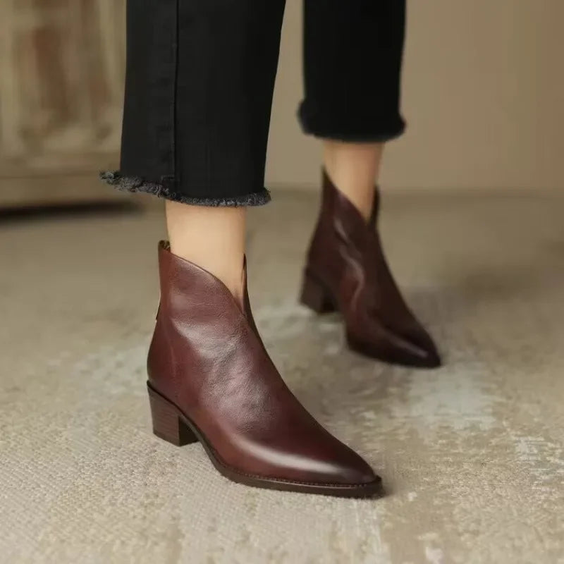 Women's Chelsea Boots with Pointed Toe & Block Heel | Back Zip