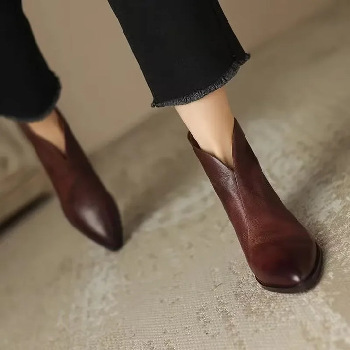 Women's Chelsea Boots with Pointed Toe & Block Heel | Back Zip