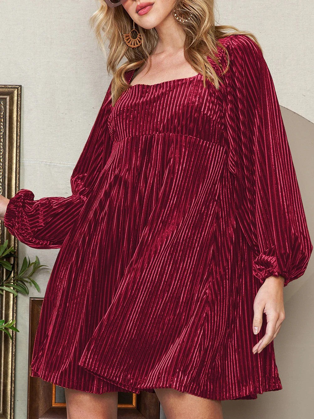 Women’s Christmas Dress Mini with Square Neck | Long Sleeve