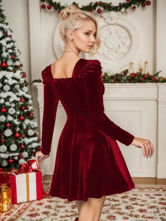 Women's Christmas Dress with Sweetheart Neckline | Long Sleeve