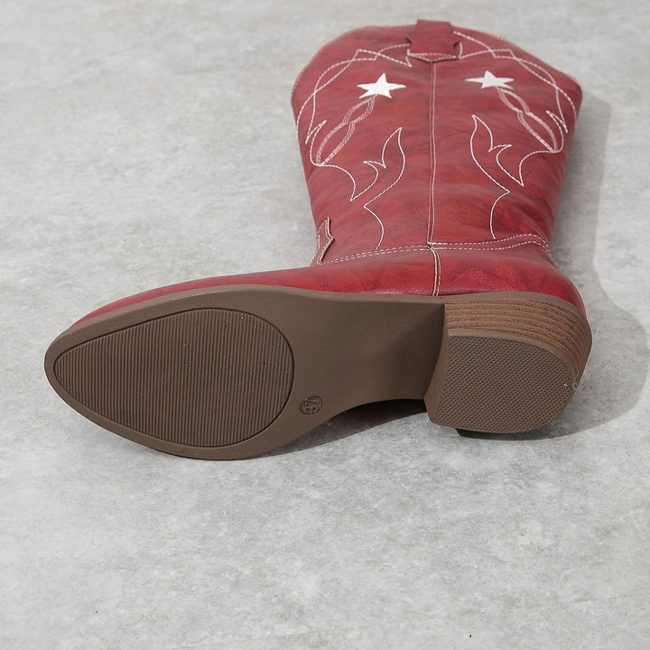 Women’s Cowgirl Boots with Star Embroidery & Pointed Toe | Retro