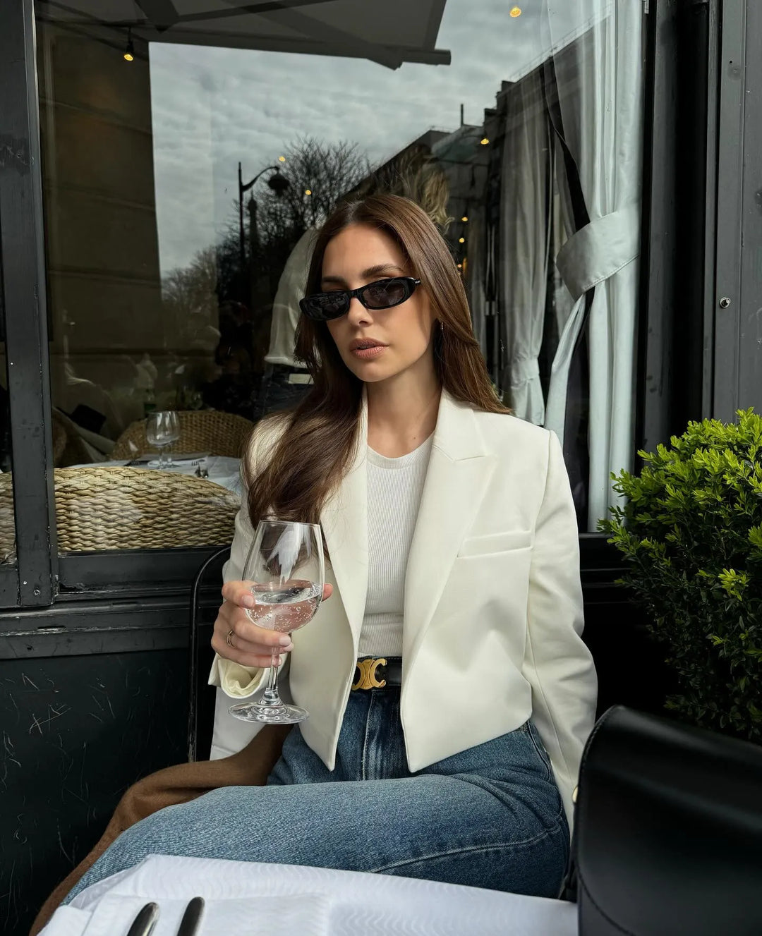 Women's Cropped Blazer with Notched Lapel & Welt Pocket | Open