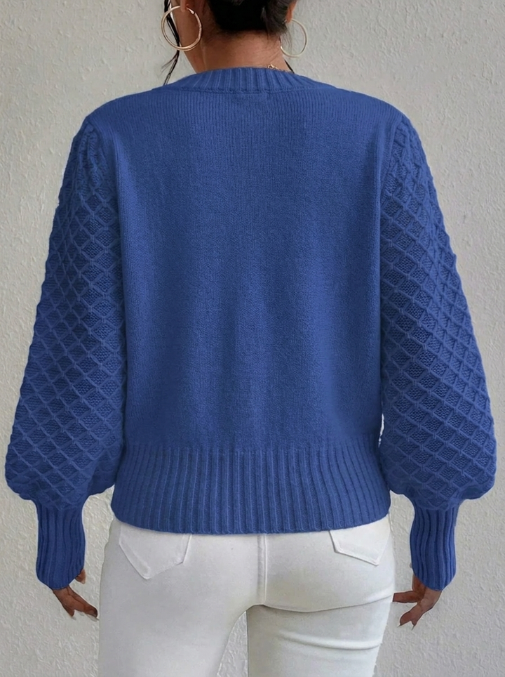 Women's Knitted Jumper with Diamond Pattern & Crew Neck | Pullover