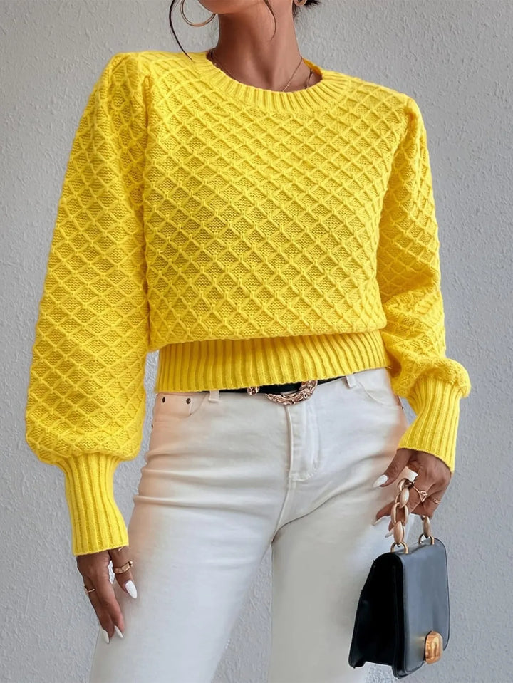 Women's Knitted Jumper with Diamond Pattern & Crew Neck | Pullover