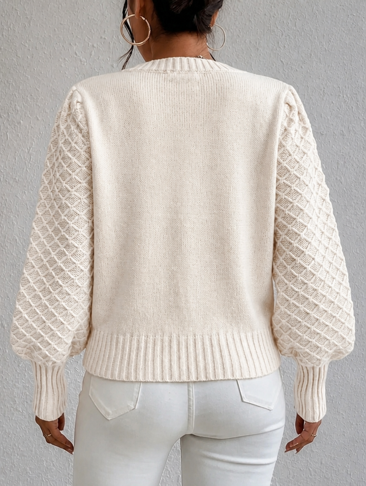 Women's Knitted Jumper with Diamond Pattern & Crew Neck | Pullover