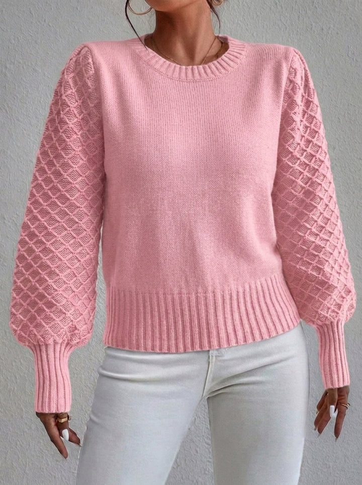Women's Knitted Jumper with Diamond Pattern & Crew Neck | Pullover
