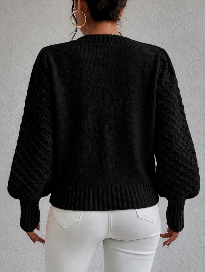 Women's Knitted Jumper with Diamond Pattern & Crew Neck | Pullover