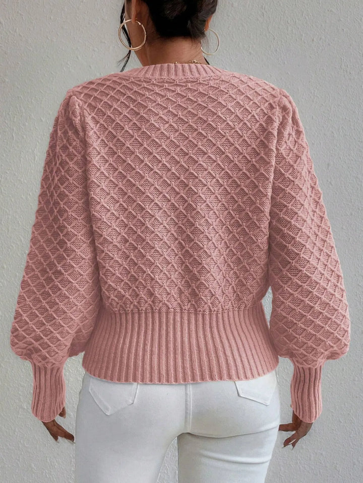 Women's Knitted Jumper with Diamond Pattern & Crew Neck | Pullover