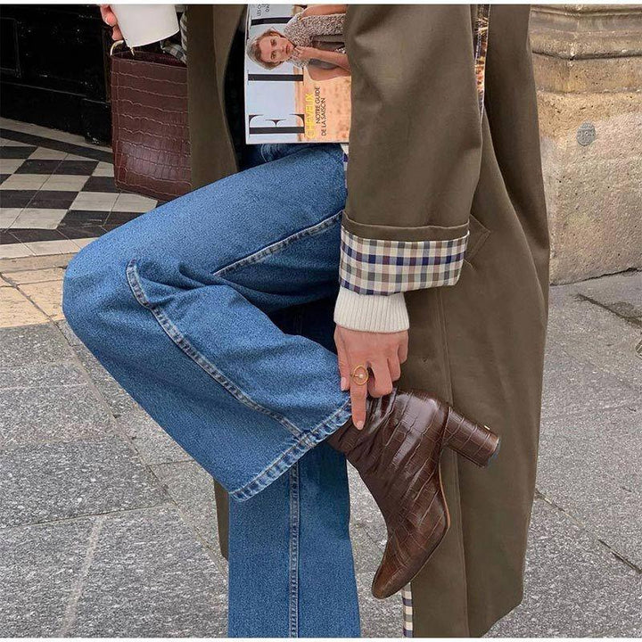 Women's Long Trench Coat with Plaid Lining & Button Up | Lapel