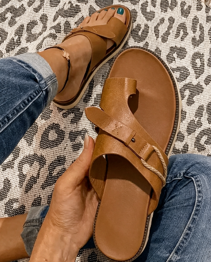 Women’s Sandals Toe Loop | Flat