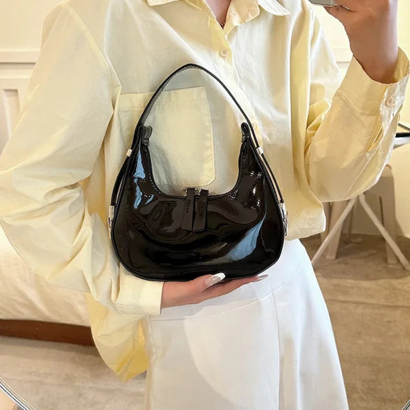 Women's Shoulder Bag with Zip Closure | Small