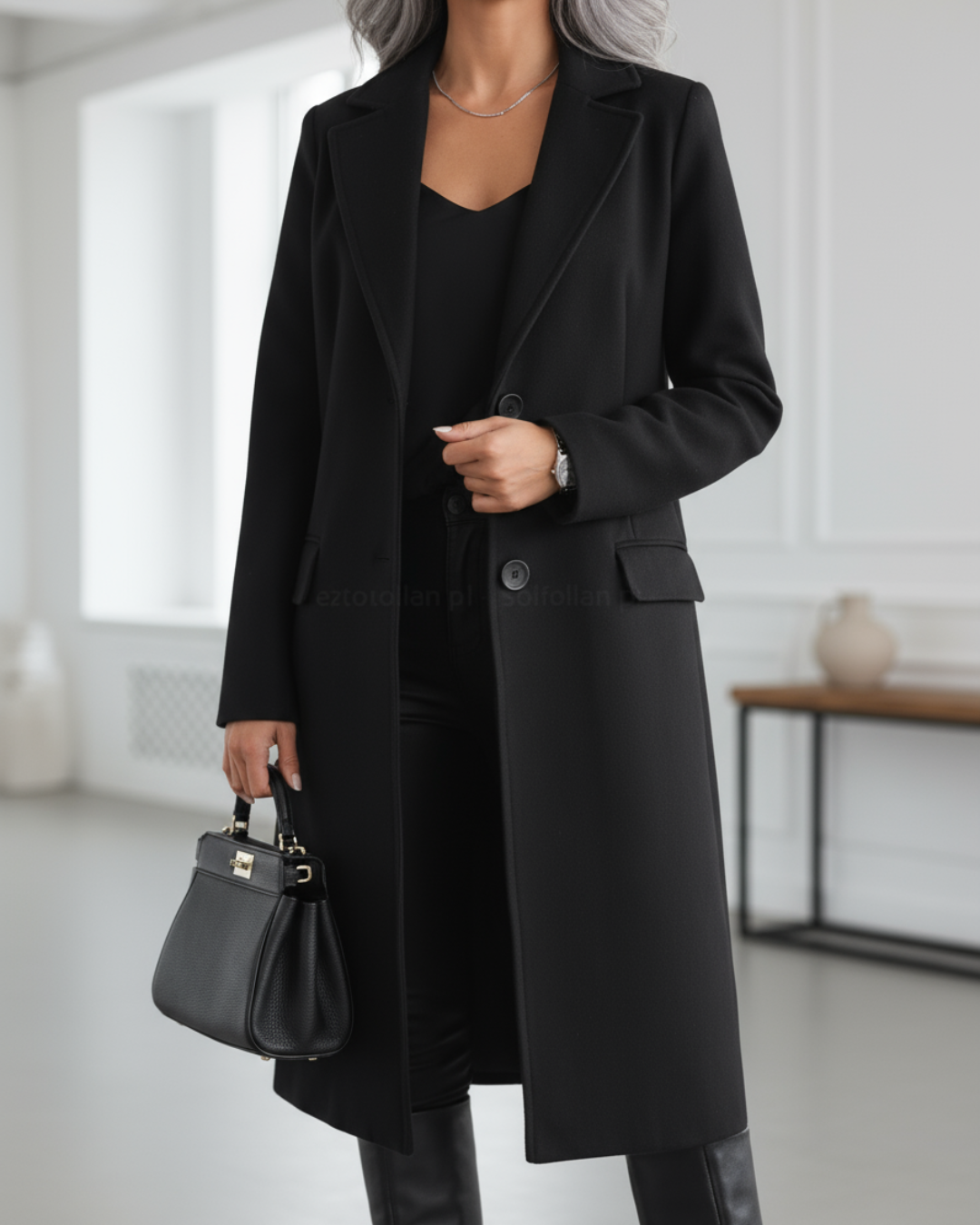 Women's Single-Breasted Trench Coat with Notched Lapel & Flap Pockets | Long