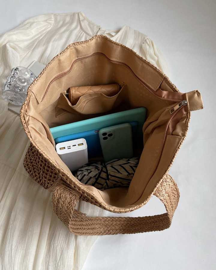 Women's Straw Beach Bag with Tassel Detail | Summer