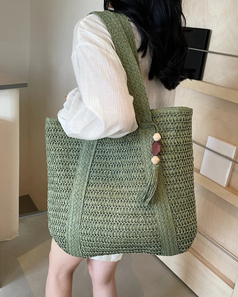 Women's Straw Beach Bag with Tassel Detail | Summer