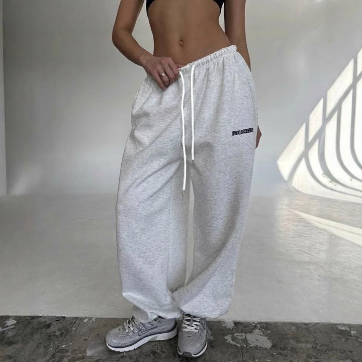 Women's Sweatpants with Baggy Fit & Side Stripe | Drawstring