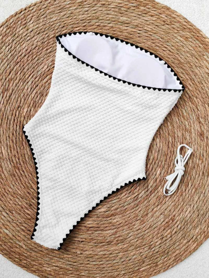 Women’s Swimwear One Piece with Strapless Neck | Textured Finish