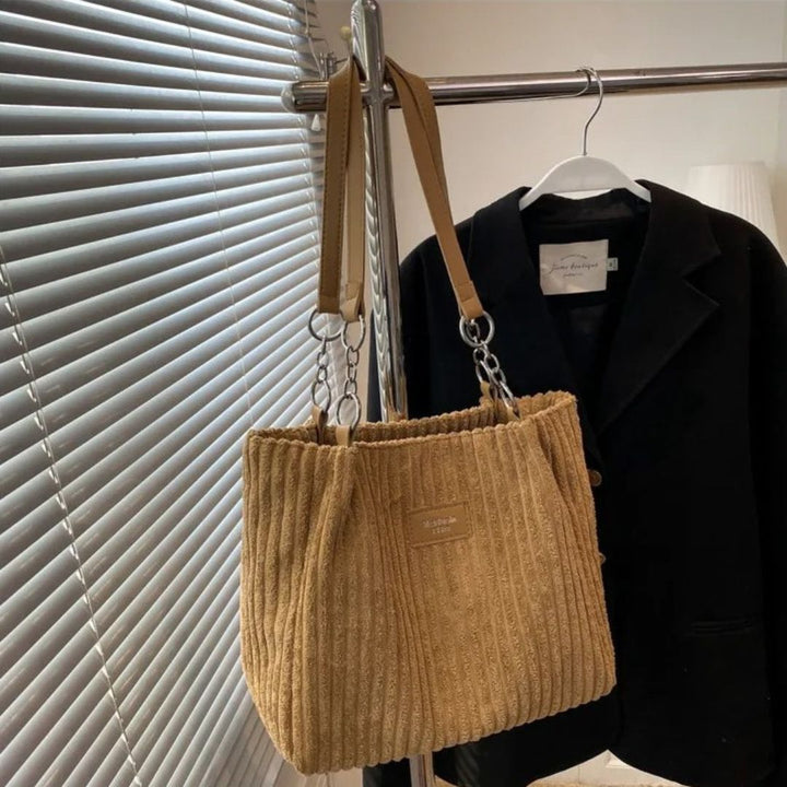 Women's Tote Bag with Chain Strap | Ribbed