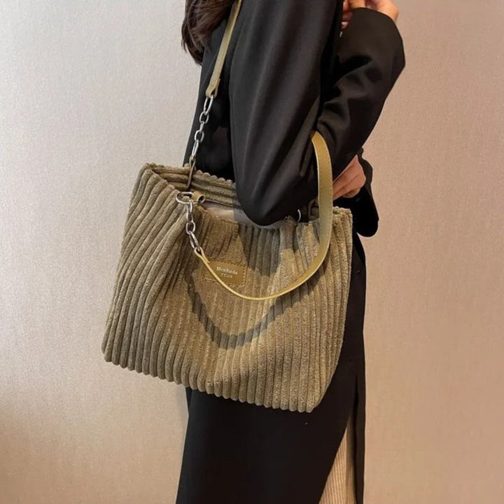 Women's Tote Bag with Chain Strap | Ribbed