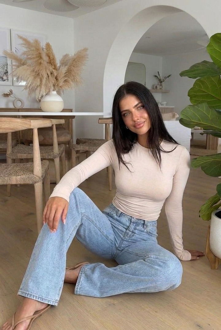 Women’s Wide Leg Jeans | Casual Workwear Style